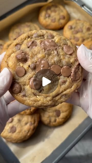 Levain Cookie