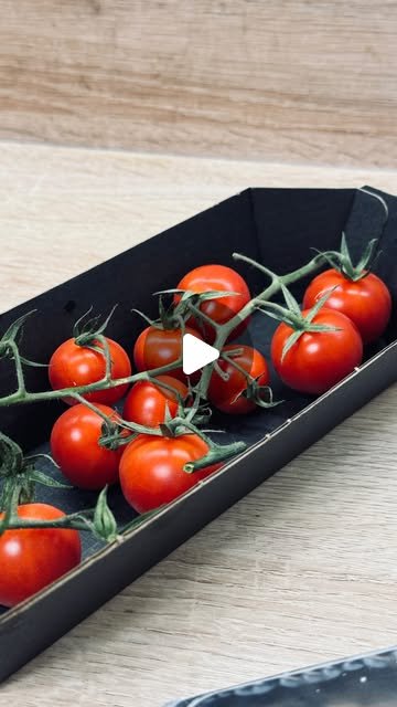 Запеченное куриное филе с творогом