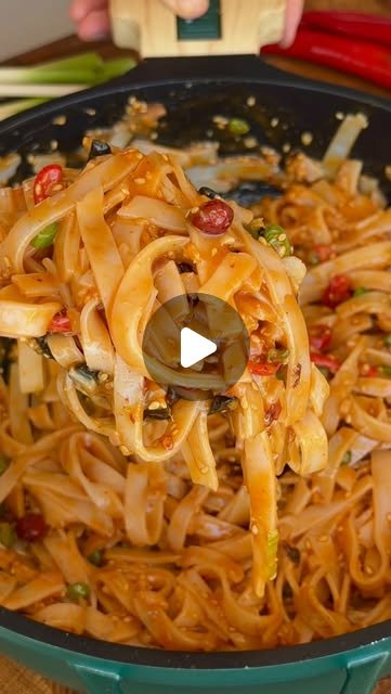 Nouilles de riz au beurre de cacahouète
