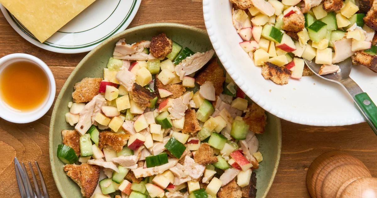 Salade concombre, croûtons & cantal