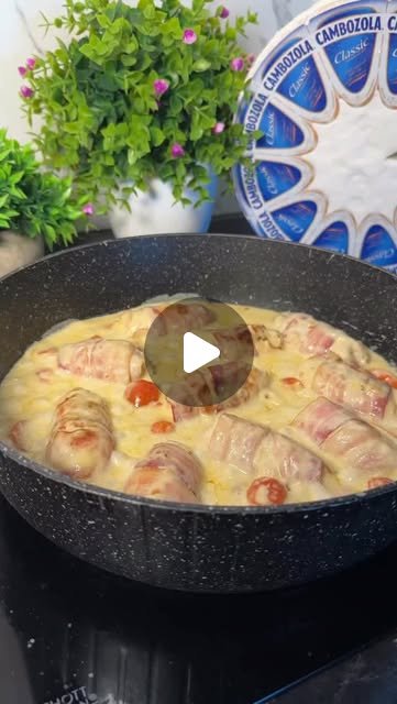 НАЙСМАЧНІШІ КУРЯЧІ РУЛЕТИКИ У ВЕРШКОВОМУ СОУСІ