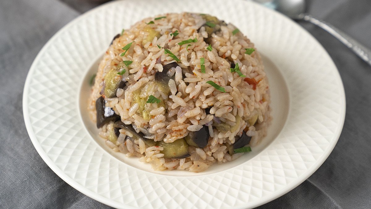 Patlıcanlı Pilav