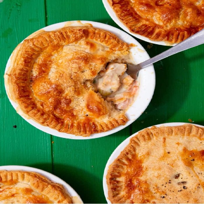 Spanish chicken pie